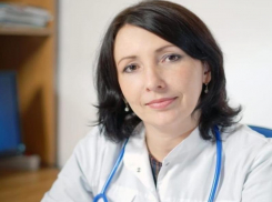 Режим работы врачей в праздничные дни назвала заведующая детской поликлиникой Морозовска 