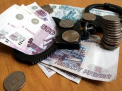 Больше 300 тысяч рублей предприятия присвоил меджер по продажам в Морозовске