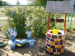Родители детсадовцев устроили во дворе «Звездочки» сказку