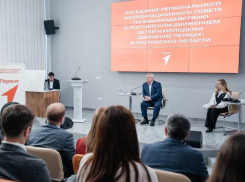 Активисты Движения Первых Морозовского района поделились с губернатором своими мечтами и инициативами на следующий год