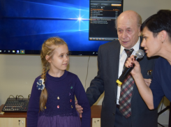 Пять юных художниц из Морозовска стали лауреатами регионального конкурса