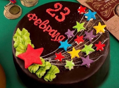 Вкусный торт к 23-му февраля ждёт вас в фирменном магазине «Золотой колос»