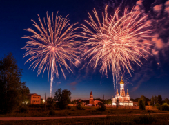 Фейерверкам - стоп: в Морозовском районе напомнили о запрете на пиротехнику
