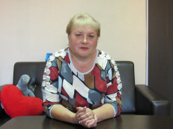 Людмила Борисовна Жук поздравила всех бывших коллег с профессиональным праздником в День страховщика