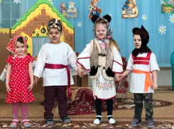 Воспитанники детского сада «Жемчужинка» перевоплотились в героев любимых сказок