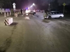 Два человека пострадали в ДТП на улице Ворошилова в Морозовске