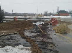 Работы по устранению порыва канализационной трубы планируется завершить в срок до 11 февраля, - администрация Морозовского района 