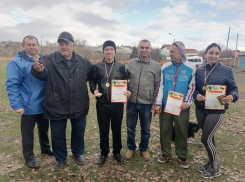 Победителями пробега «У нас героем может стать каждый» в станице Тацинской стали морозовчане Николай Игнатенко и Инна Дербич