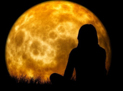 Советы по наблюдению за лунным затмением дала девушка-астрофизик из Морозовска