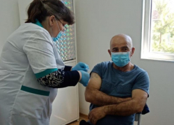 2150 человек сделали прививку от коронавируса в Морозовском районе