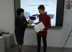 Юные морозовчане самостоятельно спроектировали VR-устройство