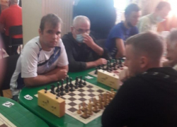 Морозовчане достойно представили свой район на турнире Гран-при по быстрым шахматам в Красном Сулине