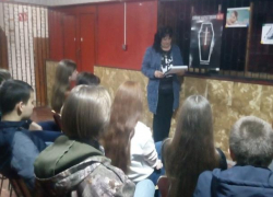 Проблему наркомании обсудили на вечере вопросов и ответов в доме культуры хутора Вербочки