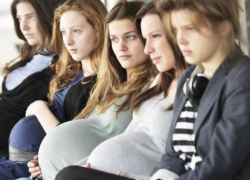 Вопрос-ответ: Можно ли сделать так, чтобы беременных в поликлинике Морозовска принимал отдельный терапевт?