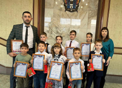 Юных каратистов наградили в администрации  Морозовского района 