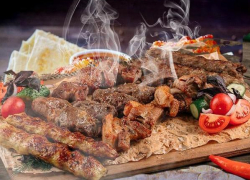 Порадуйте себя в Международный день против диеты свежими и качественными продуктами магазина "Мясной двор"