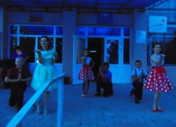 Письмо в редакцию: Дискотекой и дефиле шуточных костюмов отметили День молодежи в станице Вольно-Донской