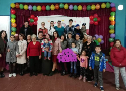 Душевные самодеятельные концерты для милых дам прошли в хуторах Вишневка и Сибирьки