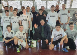 Соревнования по мини-футболу прошли в Морозовске 
