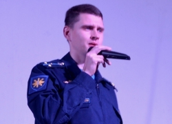 Видеофрагменты патриотичных песен акции "Есть такая профессия - Родину защищать" в Морозовске попали в Сеть