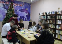 Ёлка своими руками: как дети Морозовска создавали новогоднее чудо