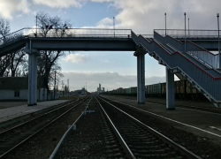 Внимание, переезд: быть внимательнее на железнодорожных переездах просят жителей Морозовского района 