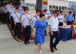 Для выпускников Морозовского казачьего кадетского корпуса прозвенел последний звонок