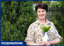 Татьяну Васильевну Кузнецову с Днём рождения поздравили ее многочисленные ученики