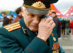 В Морозовске цинично обокрали 91-летнего ветерана ВОВ