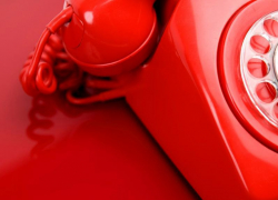 Спросить о мерах поддержки малообеспеченных категорий граждан дончане смогут сегодня, по телефону "горячей линии"