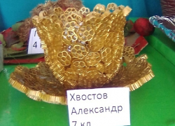 Фантазия школьников хутора Донской превратила природные материалы в оригинальные поделки