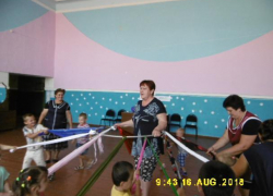 Игру – викторину «Всем по нраву забавы» подготовили для ребят в Вольно-Донском СДК