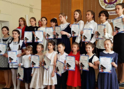 Воспитанники Морозовской детской школы искусств успешно выступили на конкурсе юных пианистов в Белой Калитве