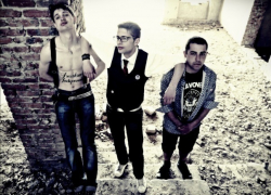 «Сексуальные доски» из Морозовска покоряют музыкальный небосклон 