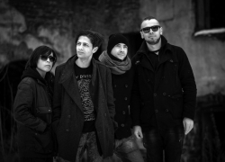 Рок-группа морозовчанина Олега Барабаша выпустила релиз «Сны Ноябрят»