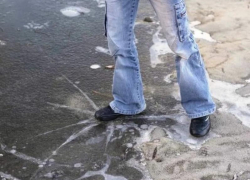 Морозовчан предупредили: выход на лед сейчас особенно опасен для жизни