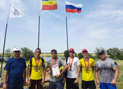 Золото соревнований, посвященных Дню молодежи в поселке Знаменка завоевали морозовчане