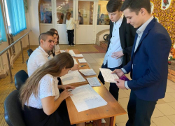 30 кандидатов на 18 мест: в Морозовском районе прошли выборы в Молодежный парламент