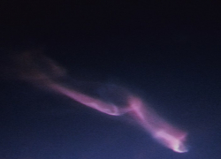 Красивое свечение сфотографировала в небе морозовчанка