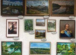 Выстувку картин морозовских художников посвятили 270-летию со Дня рождения атамана Матвея Платова