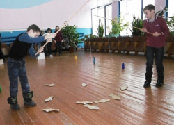 Письмо в редакцию: Вольнодонские мальчишки посоревновались в ловле рыбы и маршировке 