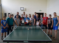 Команда Грузиновского сельского поселения победила в первенстве района по настольному теннису