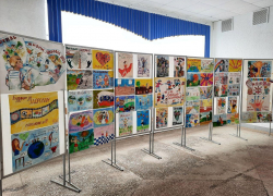 Почти сто детей нарисовали картинки о здоровом образе жизни на конкурс Морозовского района