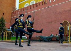 Пятнадцать призывников Ростовской области понесут службу в Президентском полку 