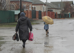 Берите зонтик: в понедельник в Морозовске ожидается ливень