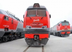 Тепловозы серии 2ТЭ25КМ обслуживают участок Морозовская - Лихая, - СКЖД