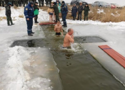 Крещенскую прорубь организуют и освятят на городском пляже Морозовска 