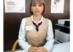 Елена Фокина стала лучшим сотрудником МФЦ Морозовского района