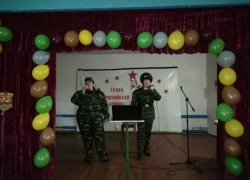 «Присяге воинской верны!»: театрализованный концерт устроили в хуторе Сибирьки