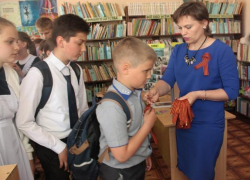 Ученики лицея №1 совместно с Детским отделом библиотеки приняли участие в Международной акции «Читаем детям о войне»